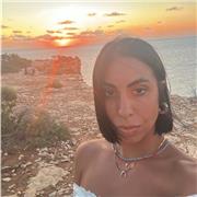 Laureata in Archeologia, Storia delle Arti e Scienze del Patrimonio Culturale presso l’Università degli Studi Federico II (NA)